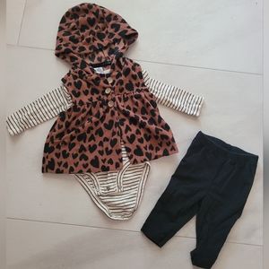 Baby Girl Cheetah Print Set